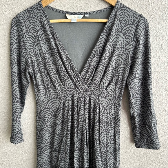 Boden Floaty 3/4 Sleeve V-neck Gray Faux Wrap‎ Geometric Print Jersey Knit Dress - Picture 3 of 7